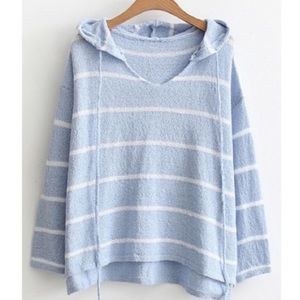 Beach Surfer ocean pull over clothing 🌊☀️